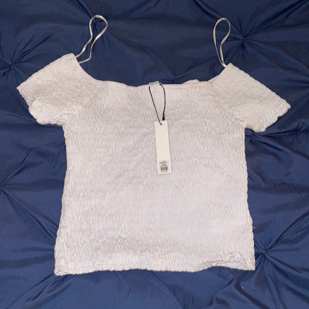 Off the shoulder ultra stretch tee